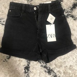 Zara mom shorts, never worn